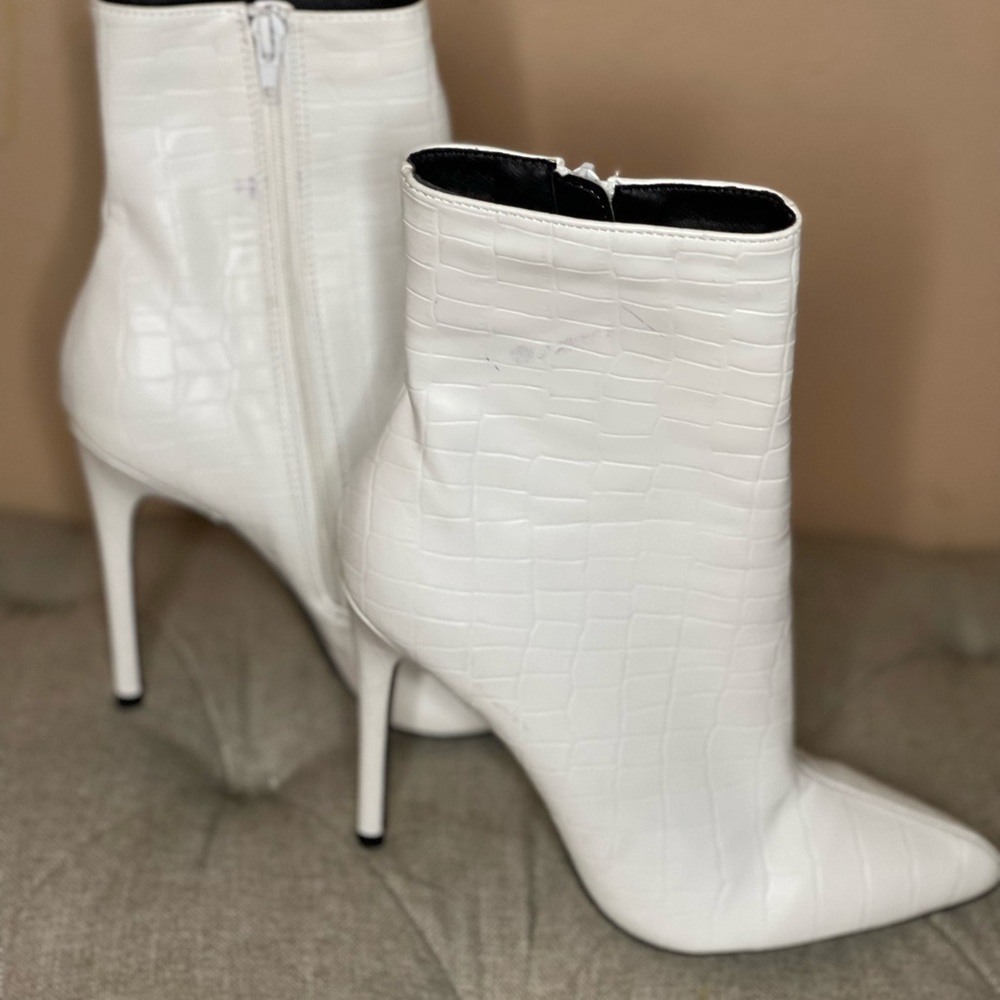 White ankle White Leather booties Brand New no tags